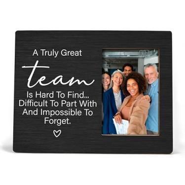 Imagem de XDFVL Presentes de agradecimento de equipe para funcionários, porta-retrato de equipe, um colega de trabalho realmente ótimo é difícil de encontrar, molduras de mesa para escritório, presentes de