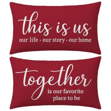Imagem de HERHOME This is us/Together is Our Favorite Place to be Farmhouse Capas de almofada decorativas 12 x 20 conjunto de 2, capas de almofada vermelhas para cama de casa sofá XHP-240-12