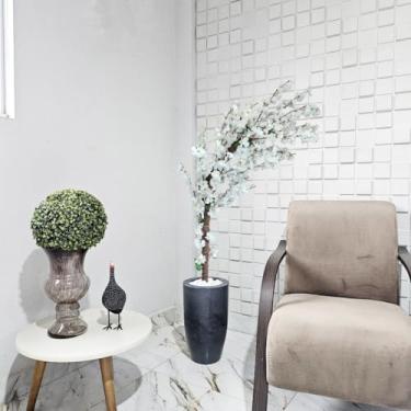 Imagem de Cerejeira Artificial Branca com Galho Curvo - Vaso Cone de Marmore Pedra, Decoração Elegante para Interior e Eventos Festivos (Cone Chumbo)