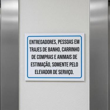 Imagem de Placa Acm Trajes De Banho Somente Elevador De Serviço 18X23 - Sinalizo