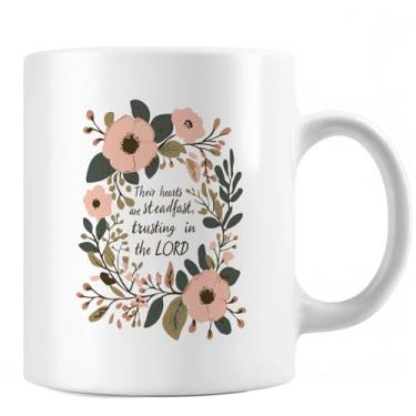 Imagem de ONRRI Caneca de cerâmica branca de 325 ml - presente cristão - "Psalm 112:7 - Trusting in the Lord" - Design floral das escrituras, lido para mulheres, mães, amigas e grupos de estudo da Bíblia que