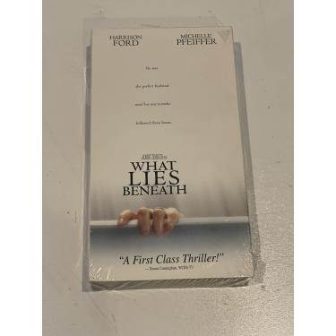 Imagem de What Lies Beneath [VHS]