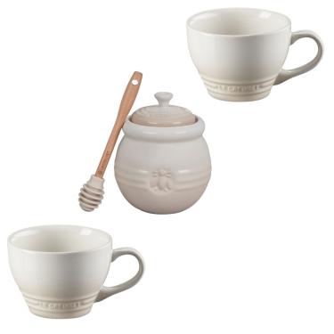 Imagem de KIT LE CREUSET 2 CANECAS BISTRO 400ML E POTE DE MEL EM CERÂMICA MERINGUE