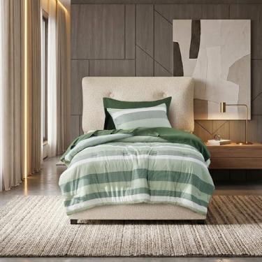 Imagem de Regency Heights Jogo de cama solteiro listrado de microfibra macia reversível para todas as estações, 5 peças, conjunto de cama em uma bolsa com edredom, lençóis, fronha e fronha, verde sálvia