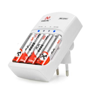 Imagem de Carregador de Pilhas Recarregável mox Com 4 Pilhas aa aaa e 9V Recarregáveis 2600mAh 110/220V Bi-Volt