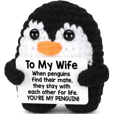 Imagem de Presentes feitos à mão em crochê emocional, mini pinguim engraçado par