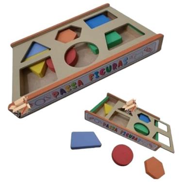 Imagem de Brinquedo Pedagógico Educativo Em Madeira Passa Figuras Premium