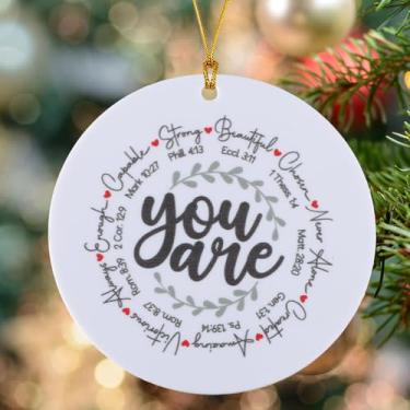 Imagem de Enfeites de Natal, enfeites de árvore, enfeites de pendurar para 1 peça de acrílico redondo, você é incrível, vitorioso, forte, bonito, nunca sozinho, decoração de casa