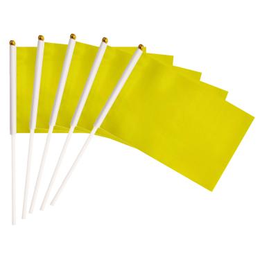 Imagem de Bandeiras BCLin Red Stick, pacote com 50 Mini bandeiras sólidas seguradas à mão pequenas em bastão, decoração exterior de 12,7 x 20,32 cm, decorações de festa, suprimentos para festas, celebrações de festivais