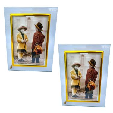 Imagem de Jogo 2 Porta Retratos 30x25cm Vidro com Friso em Metal Dourado Para Foto 20x25cm