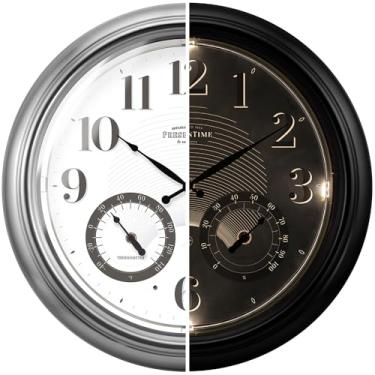 Imagem de Presentime & Co Relógio atômico iluminado/externo de 45,7 cm com sensor inteligente e luz noturna, impermeável, relógio de parede grande com termômetro e higrômetro, para jardim e pátio, prata.