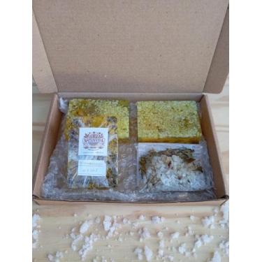 Imagem de Sabonete Artesanal Natural de Glicerina com Sal Grosso, Arruda e Marac