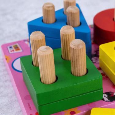 Imagem de Brinquedo Educativo Encaixe Formas e Cores MDF Mickey Minnie Desenvolv