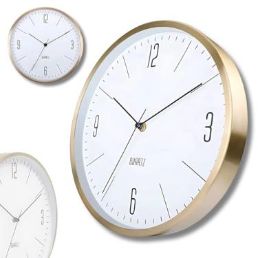 Imagem de Relógio de Parede Silencioso Dourado em Alumínio Decorativo Minimalista Moderno Cozinha Quarto Sala Escritório Redondo Fundo Branco Ponteiro de Segundos Contínuo