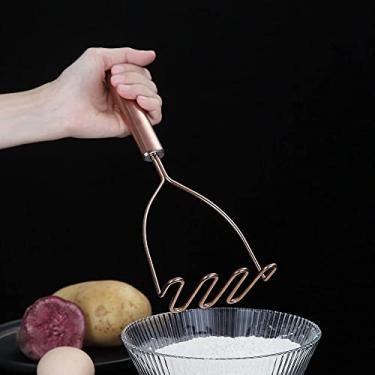 Imagem de Espremedor de batata de cobre, espremedor de batata de metal resistente de aço inoxidável com revestimento de ouro rosa de titânio, utensílio de triturador de alimentos, espremedor de mão, purê de