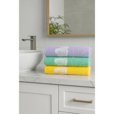 Imagem de Kit 3 Toalhas de Banho Bouquet 100% Algodão Super Macias e Absorventes – Conforto Premium (Kit 3 Verde-Amarelo-Lavanda)