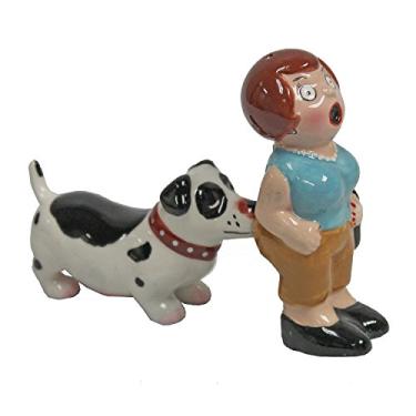 Imagem de Pacific Trading Conjunto de saleiro e pimenteiro magnético A Lady and A Tramp SP Shakers Dog mordendo bumbum feminino