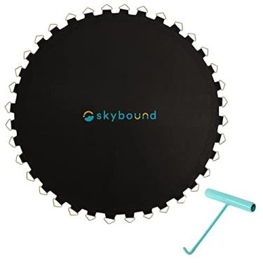 Imagem de SkyBound Tapete de substituição para cama de trampolim, serve para armações de 4,5 m com ferramenta de mola e anéis em V duráveis, saltam com segurança com linhas extras de costura
