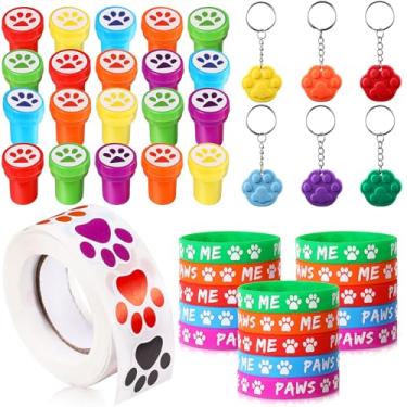 Imagem de Conjunto de 70 peças de lembrancinhas de festa de pata de cachorro, suprimentos de festa com estampa de pata de cachorro, pulseira de silicone com estampa de pata, chaveiro, artigos de festa para filhotes (várias cores)