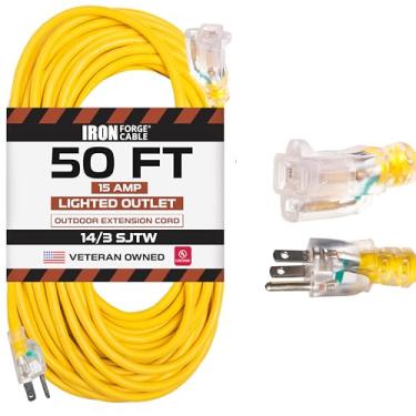 Imagem de Iron Forge Cable Cabo de extensão iluminado para uso externo de 15 m - calibre 14 15 Amp - SJTW - ótimo para grandes eletrodomésticos, ferramentas elétricas, suprimentos de jardim - amarelo