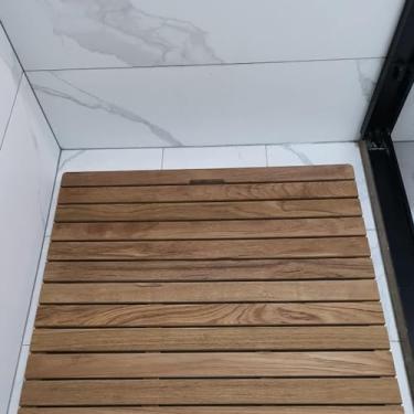 Imagem de Tapete de chuveiro de madeira maciça antiderrapante - Tapete de banho natural durável para pisos de spa, sauna e banheiro - Acessório de banheiro ecológico, resistente à água e elegante