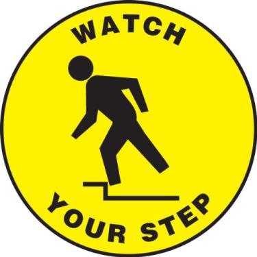Imagem de Accuform Placa de piso NMC "Watch Your Step" com símbolo Step Up, placa de proteção de vinil antiderrapante de 43 cm de diâmetro, preto em amarelo, feito nos EUA, MFS1517