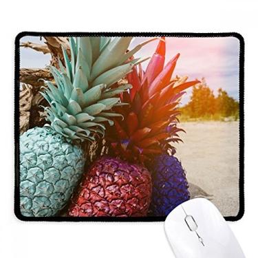 Imagem de Tapete de borracha para jogos Fresh Early Morning Abacaxi Fruta com borda costurada