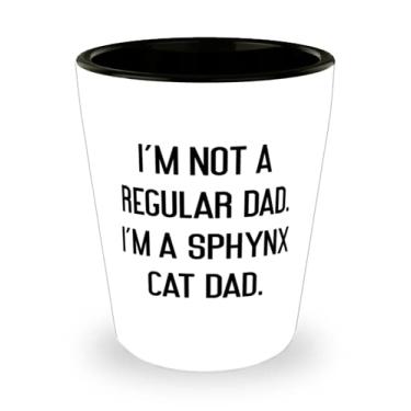 Imagem de I'm Not a Regular Dad. I'm a Sphynx Cat Dad. Copo de shot para gato Sphynx presente de amigos, copo de cerâmica inapropriado para pai de gato