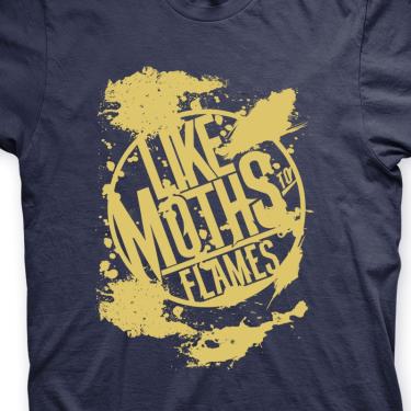 Imagem de Camiseta Like Moths To Flames Marinho e Dourado em Silk 100% Algodão