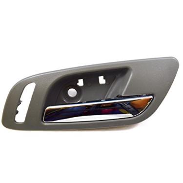 Imagem de PT Auto Warehouse GM-2546MG-FR - Maçaneta interna interna interna, caixa cinza (Titânio) com alavanca cromada - com furo de assento aquecido, frente do passageiro