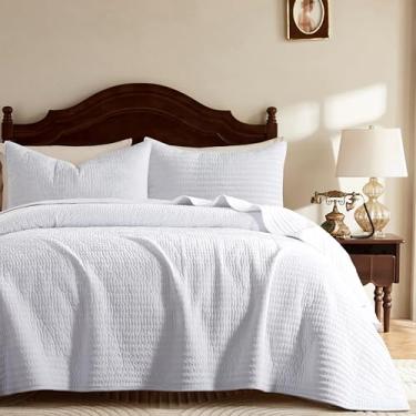 Imagem de WDCOZY Conjunto de colcha de veludo king size – Colcha branca listrada e macia, leve e macia, coberta rústica de campo de fazenda, edredom moderno, quente, fino, 3 peças