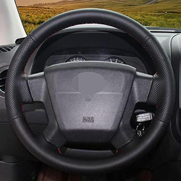 Imagem de TPHJRM Capa de volante de carro costurado à mão em couro artificial preto, apto para Jeep Compass 2006-2010 Old Patriot 2007 2008 2009 2010
