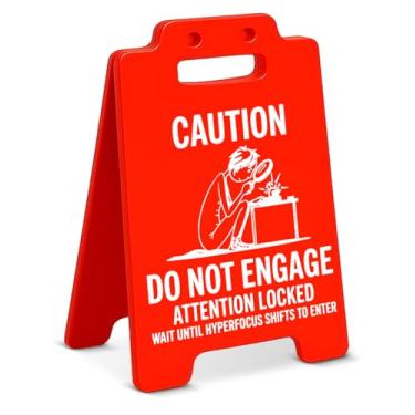 Imagem de Placa engraçada para decoração de hiperfoco para TDAH, Caution Do Not Engage, decoração de escritório em casa, humor para TDAH, presentes de foco