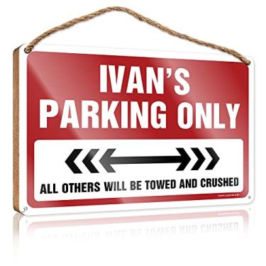 Imagem de Sinais engraçados para escritório Ivan estacionamento apenas sinal de madeira placa de porta para quarto sinais de bar para homem caverna (tamanho: 15X28CM)