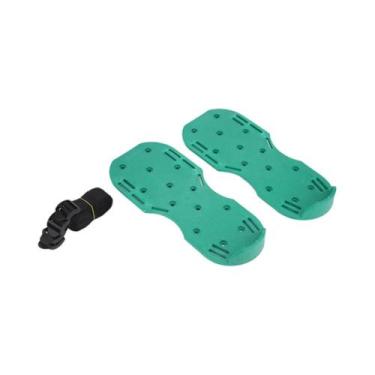 Imagem de Sapatos Aeradores De Gramado: Sandálias Com Pontas Para Solo E Areia P