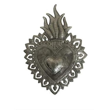 Imagem de Sagrado coração, coração flamejante, arte religiosa, decoração de casa espiritual, arte de parede de metal haitiano 19 x 26 cm