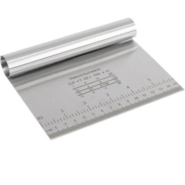 Imagem de Espátula para cortar, raspar alimentos, aço Inox, 15cm, Multiuso para Massas, Bolo, Pizza, Confeitaria, com Régua Medidora, Resistente, Fácil Manuseio, Fácil de Limpar