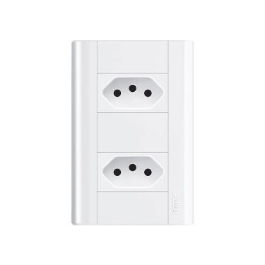 Imagem de Tomada Dupla Fame Modulare 2p+t 20a Com Placa 4x2 Branco