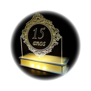 Imagem de Topo de Bolo 15 Anos com LED Dourado Brilho Encantador para Sua Festa 