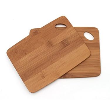 Imagem de Lipper International Tábuas de corte finas de madeira de bambu para cozinha com orifício oval no canto, conjunto de 2 tábuas, 15 x 20 cm