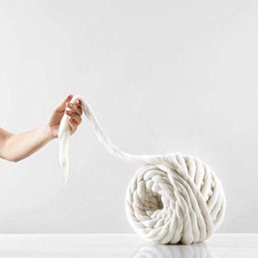 Imagem de 100% lã grossa fio gigante volumoso roving fio quente macio tricô lã merino crochê DIY tecelagem cobertor artesanal decoração de casa, branco, 250 g