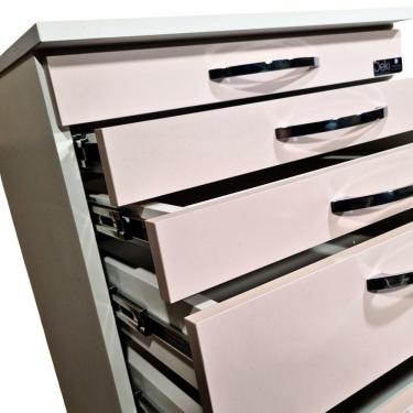 Imagem de Mesinha Auxiliar Pink/rosa Com Rodízios Pretos