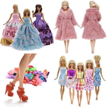 Imagem de Kit Roupinhas Sapatos Vestidos de Festa Casaco de Pelúcia para Bonecas