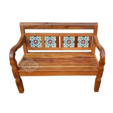 Imagem de Banco Namoradeira Em Madeira De Demolição Com Detalhes Em Ladrilhos Verde Sudeste Rústico