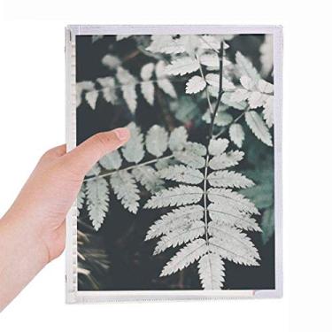 Imagem de Caderno de folhas para fotografia com imagem de plantas e folhas soltas diário recarregável