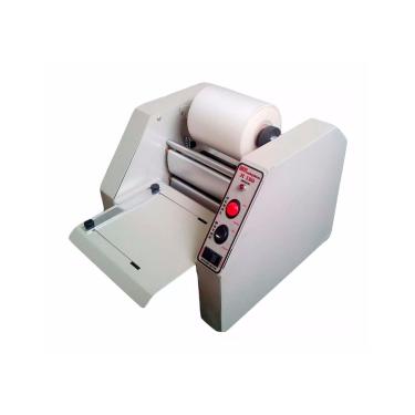 Imagem de Plastificadora Profissional De Bobina Para Crachá Rg Cic Cpf R-180