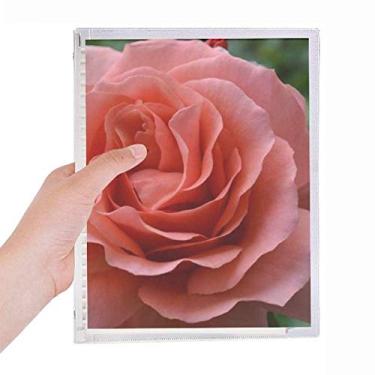 Imagem de Caderno de folhas soltas com rosas rosas e folhas verdes