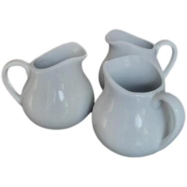 Imagem de Jarra de 700 ml em porcelana forte resistente cor branca - M.A.S.