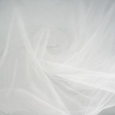 Imagem de Tecido de tule IONTACH branco 108 x 9,14 metros para casamento