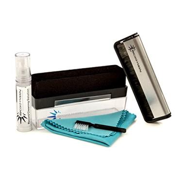 Imagem de Kit de escova de limpeza de disco de vinil - 2 pincéis premium (veludo e fibra de carbono) solução de limpeza bônus pano de microfibra antiestático e limpador de stylus. Nosso melhor conjunto de cuidados LP para sua coleção de álbuns